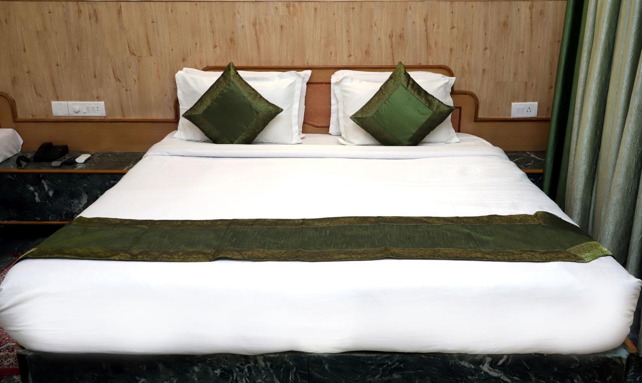 Oyo 22075 Hotel Bali Palace Katra  Εξωτερικό φωτογραφία