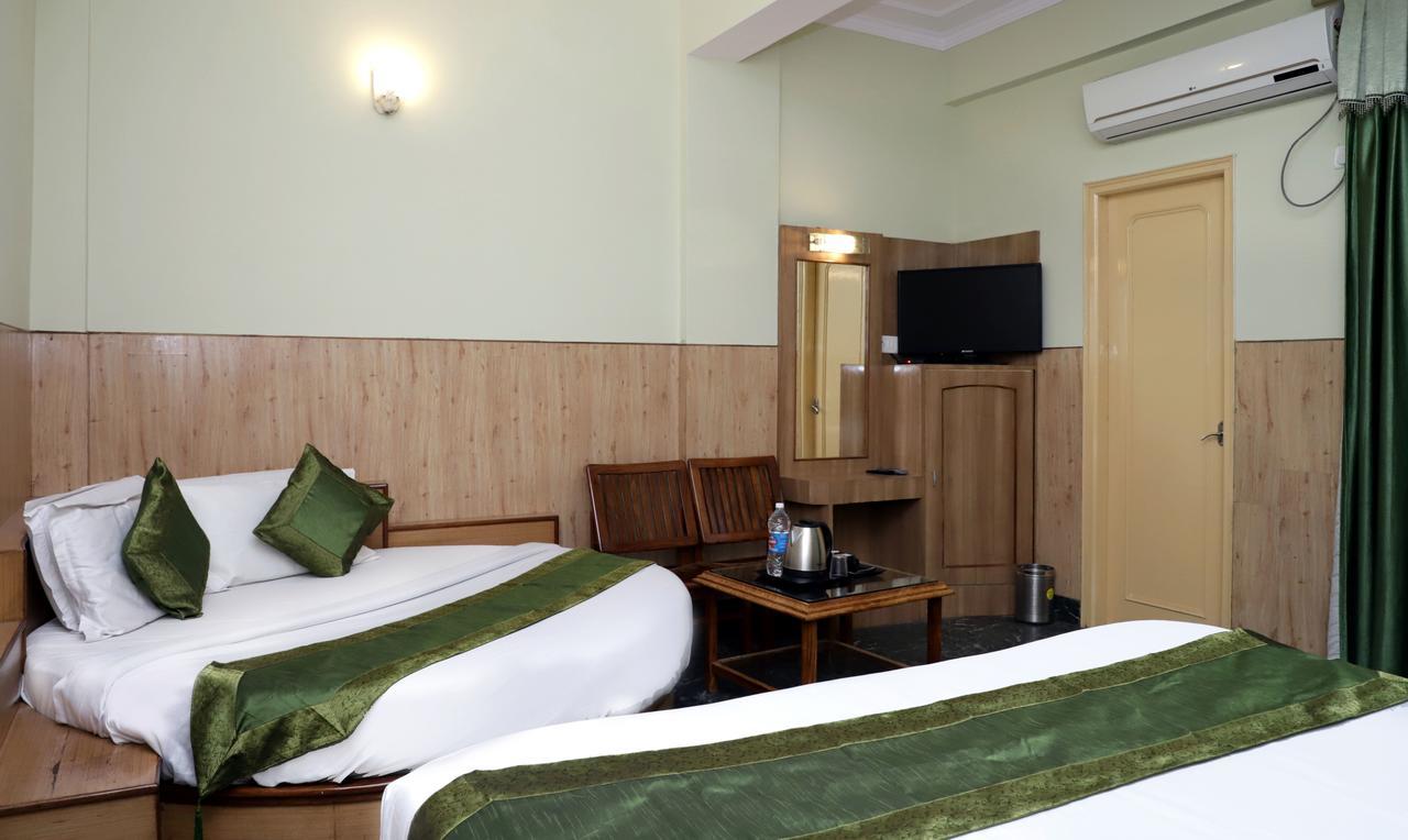 Oyo 22075 Hotel Bali Palace Katra  Εξωτερικό φωτογραφία