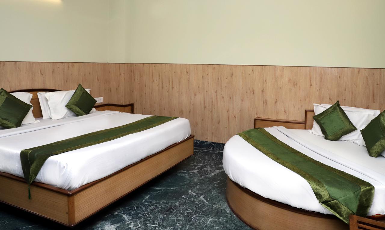 Oyo 22075 Hotel Bali Palace Katra  Εξωτερικό φωτογραφία